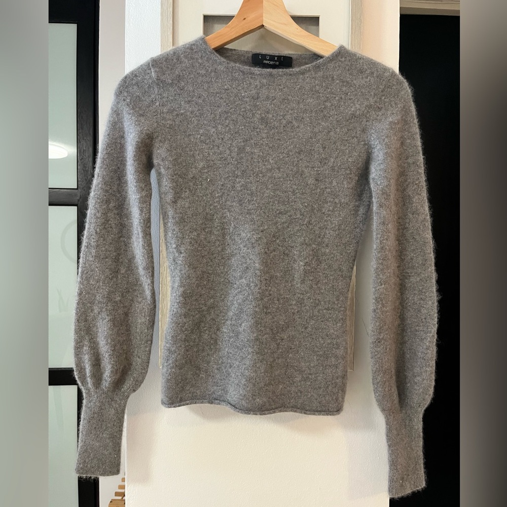Arden B LUXE cashmere top, gray. Xs